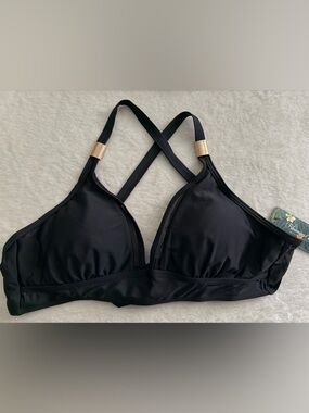 Blooming Jelly Black Crisscross Back Bikini Top, NWT, Size L